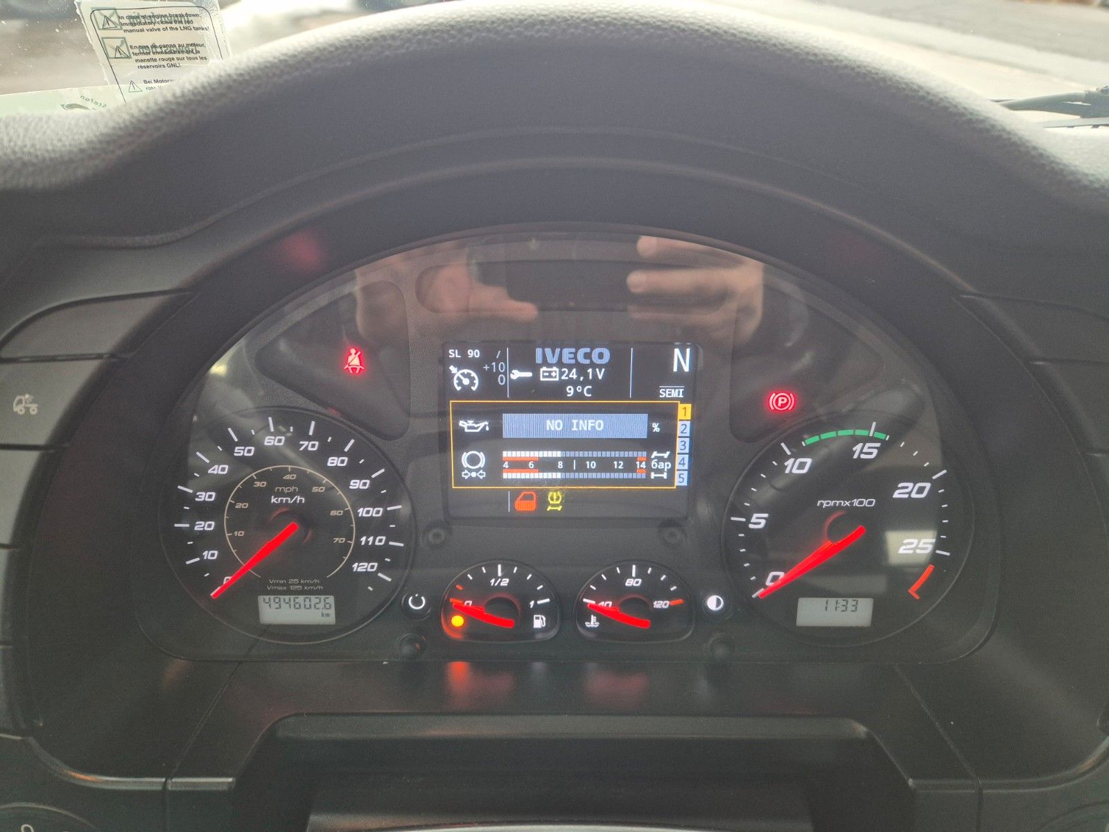 Fahrzeugabbildung Iveco Stralis AS440S46/P NP LNG Standklima Intarder