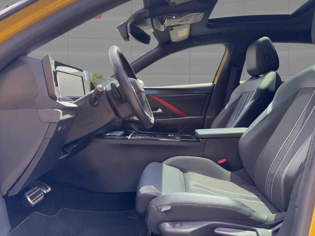 Fahrzeugabbildung Opel Astra GS LED  NAVI  SCHIEBEDACH