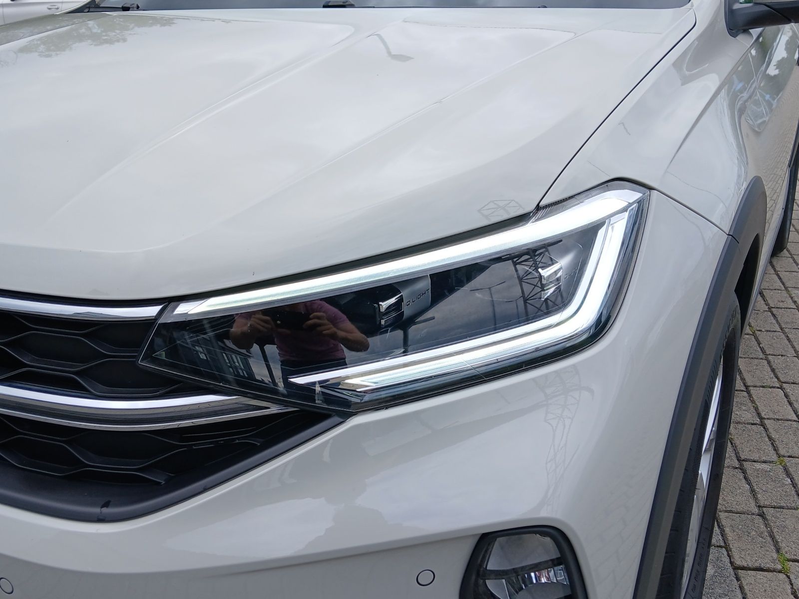 Fahrzeugabbildung Volkswagen Taigo TSI Life Matrix Navi AID ACC RFK SHZ