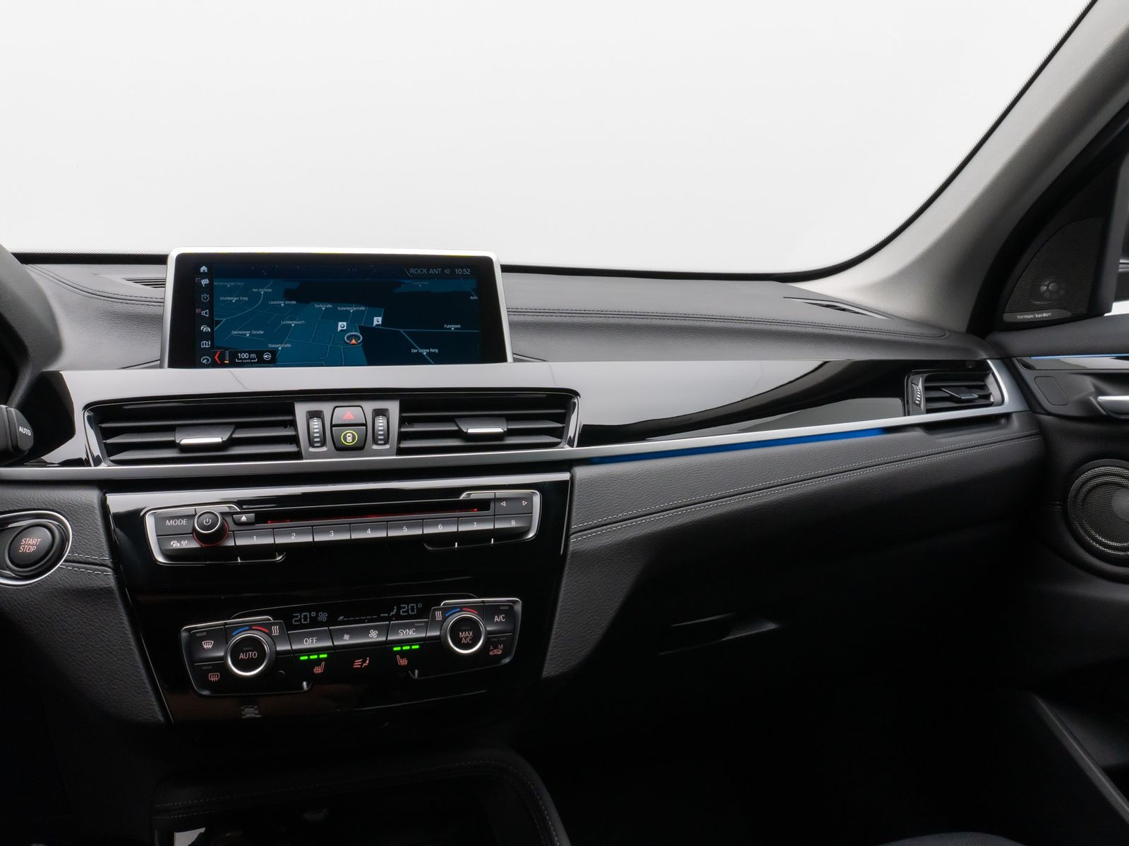 Fahrzeugabbildung BMW X1 xD25e Sport Line H/K Memory ParkAss DAB Leder