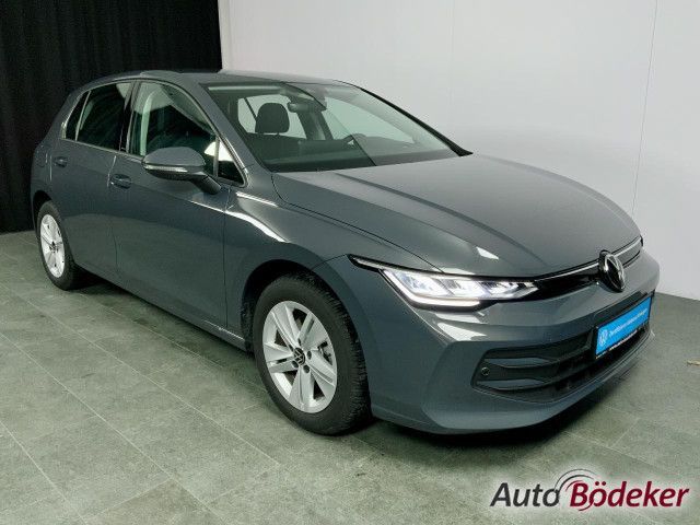 Volkswagen Golf 1.5 eTSI DSG Life Garantie 8.4.30  100.000