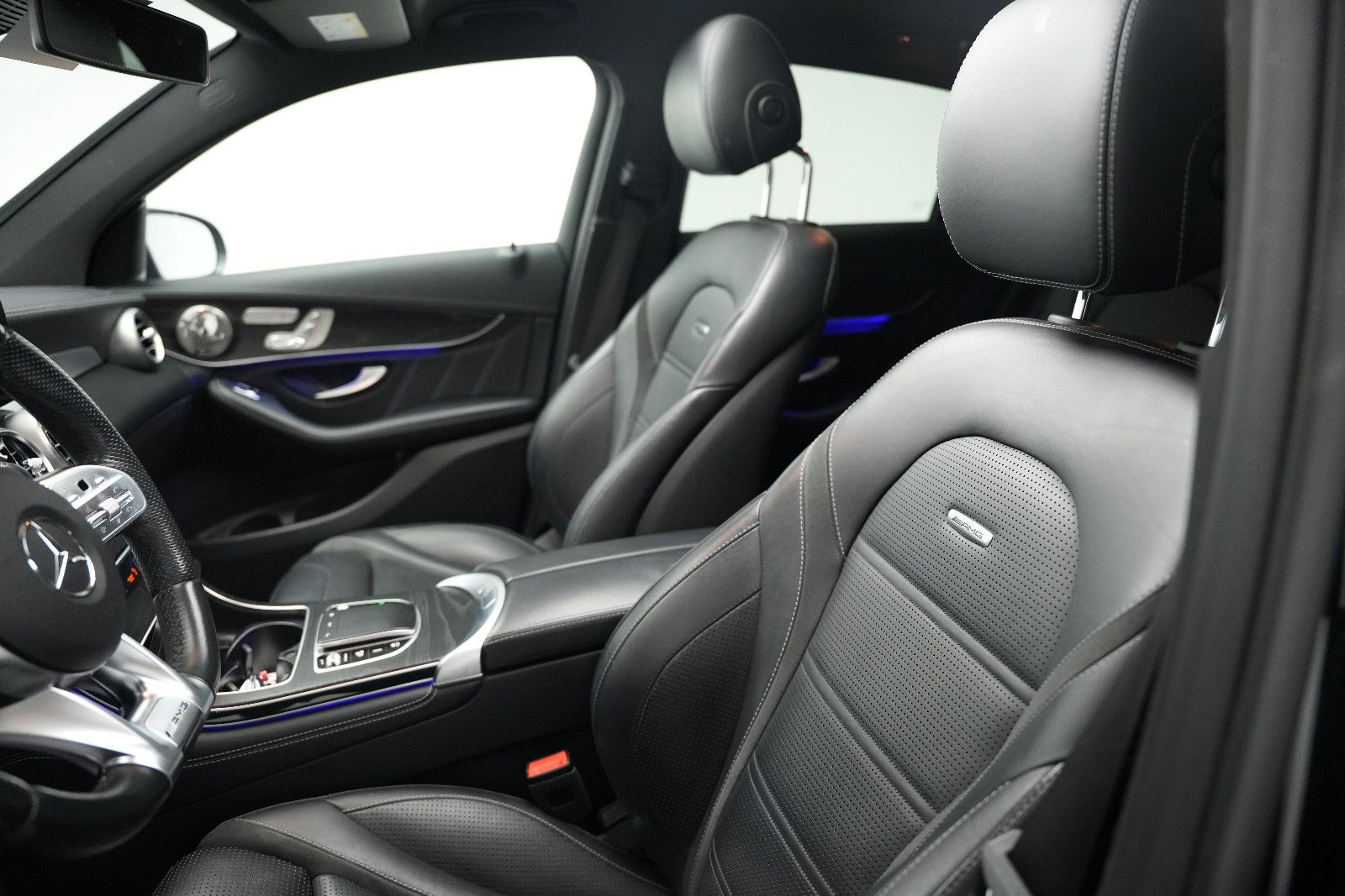 Fahrzeugabbildung Mercedes-Benz GLC 63 AMG Coupe/MBUX/Ambiente/Schiebedach/Kam/