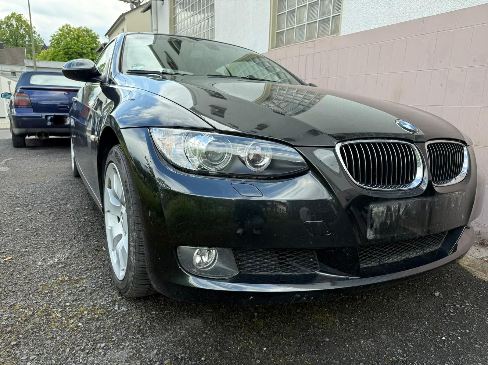 Fahrzeugabbildung BMW 320 3 Cabrio 320i