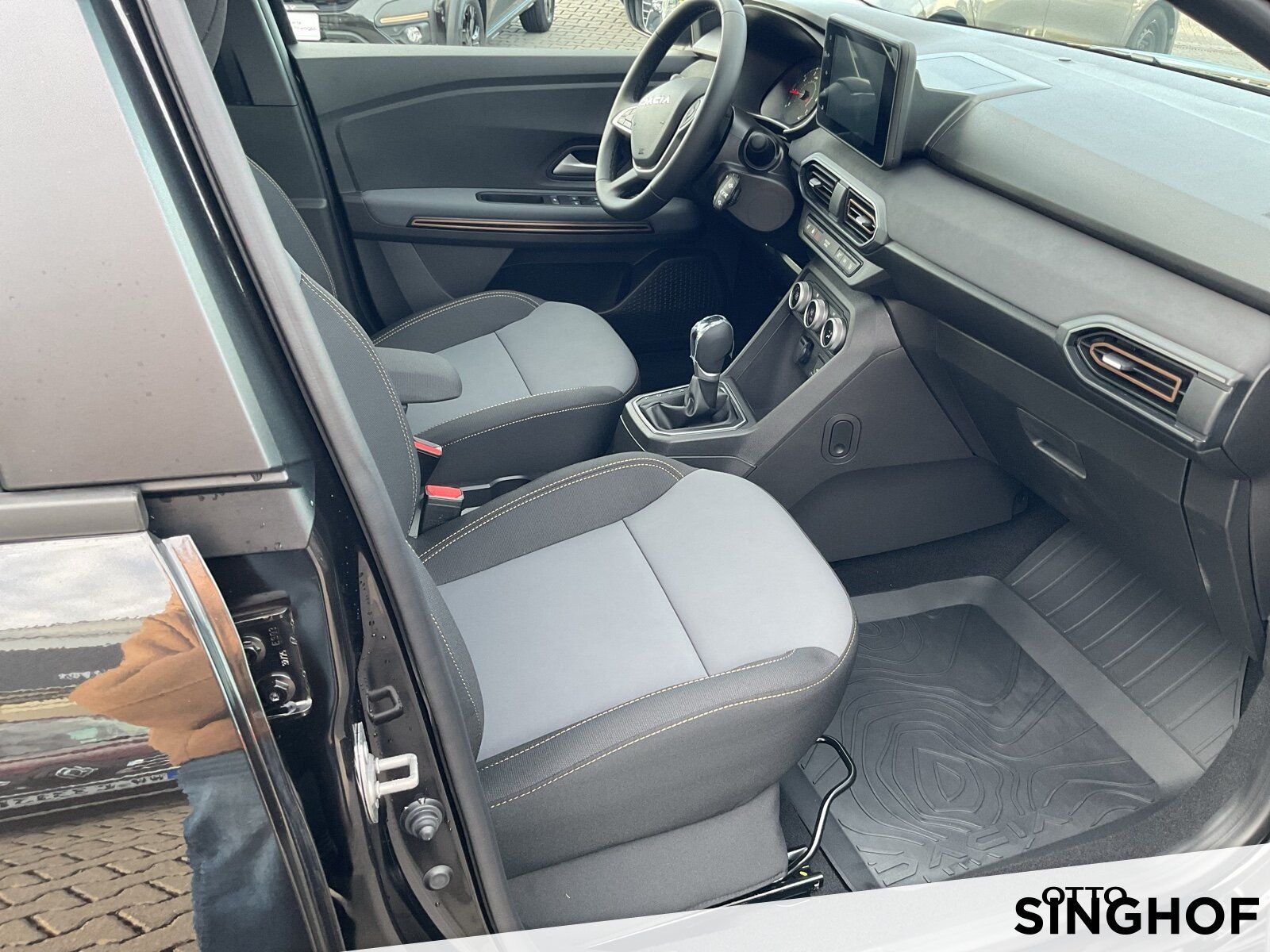 Fahrzeugabbildung Dacia Sandero Stepway Extreme TCe 90 auto