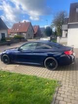 BMW 435d xDrive Coupé M Sport A M Sport - blaue BMW 435