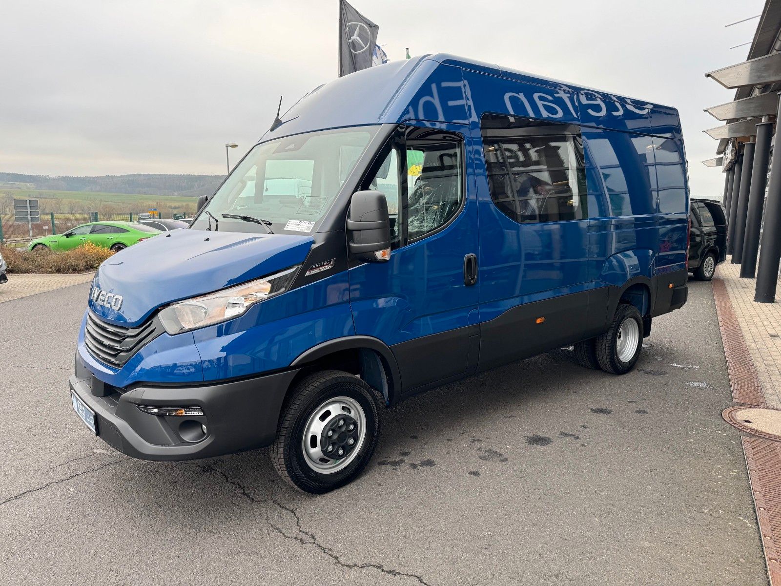 Fahrzeugabbildung Iveco Daily 50C18HA8 3.0L *CrewVan*AHK*Automatik*