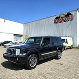 Jeep Commander 3.0 CRD 4X4 AT- 7 SITZER PANO AHK KLIM - schwarze Jeep Commander
