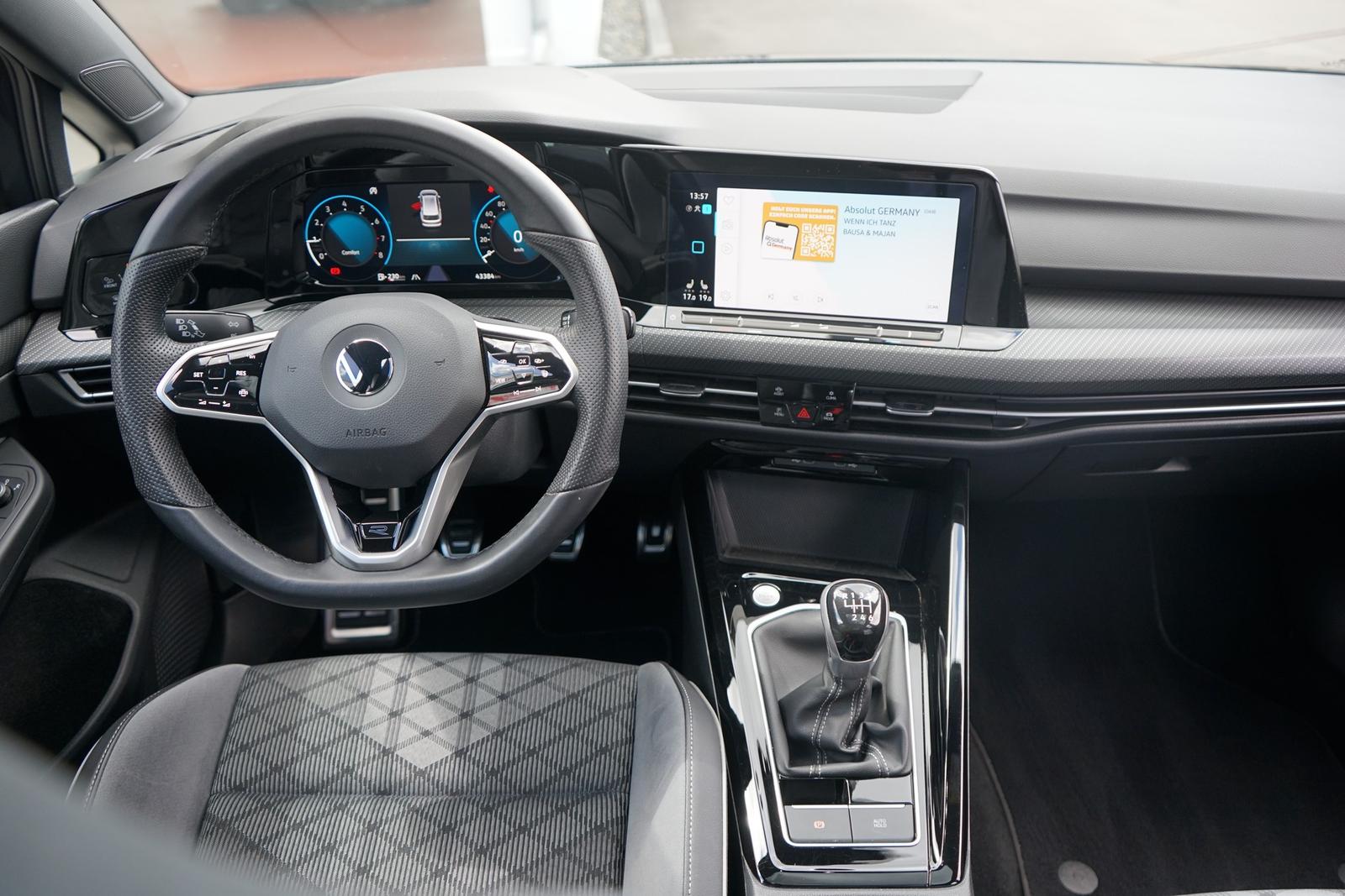 Volkswagen Golf VIII Variant 1.5 TSI R-Line LED Panorama, миниатюра 6
