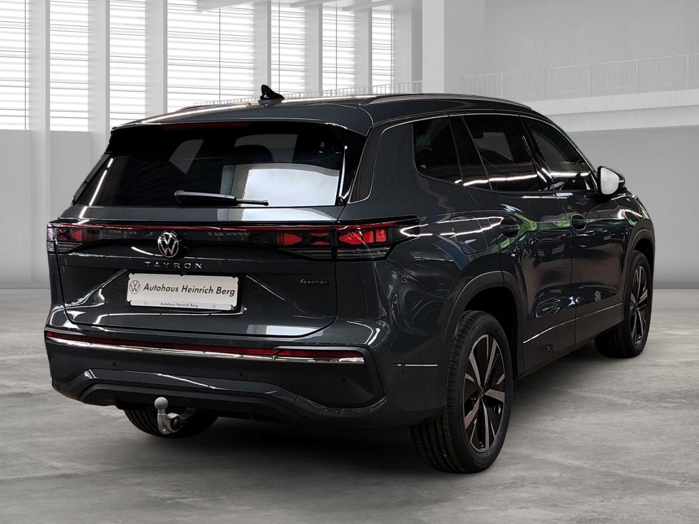 Fahrzeugabbildung Volkswagen Tayron Elegance 2.0 TDI DSG 4Motion AD AHK-klapp
