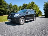 Nissan Pathfinder 3.0dci V6 7 Sitzer 3500k... - gebrauchte Nissan Pathfinder aus dem Jahr 2011