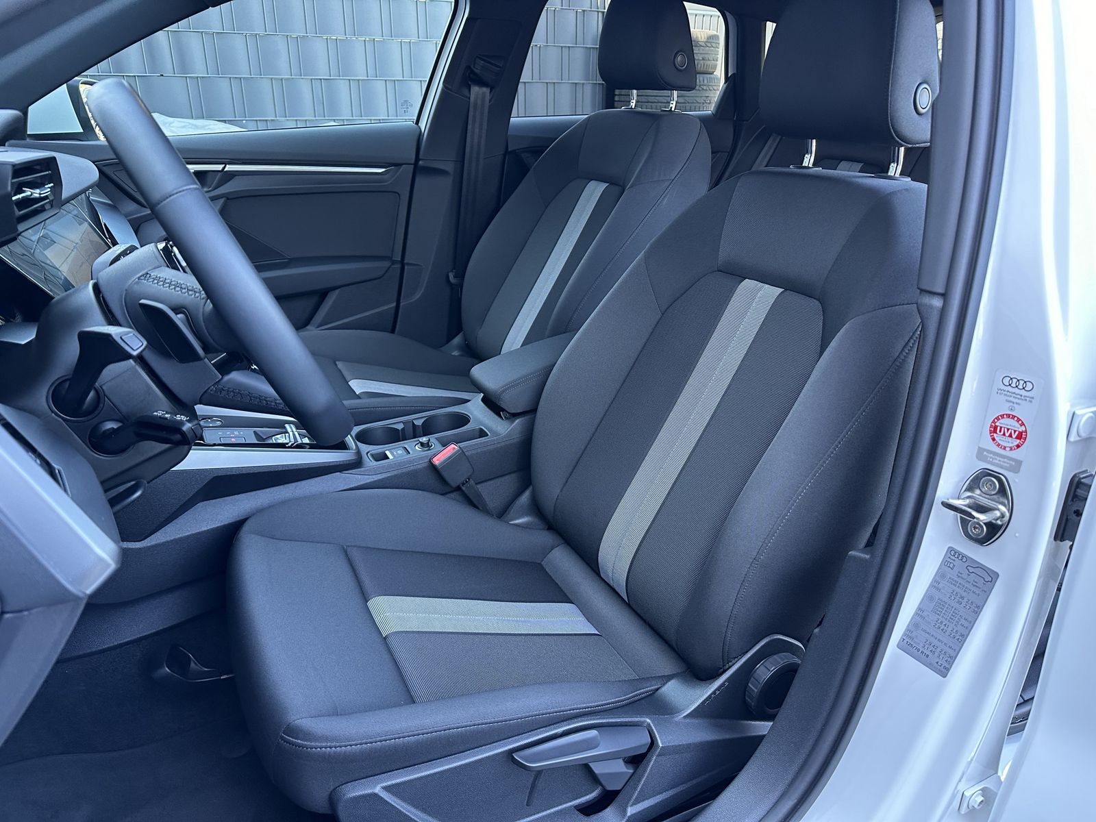 Fahrzeugabbildung Audi A3 35 TDI SpB S-Line NAV+LED+KAM+B&O+CARPLAY+1HD
