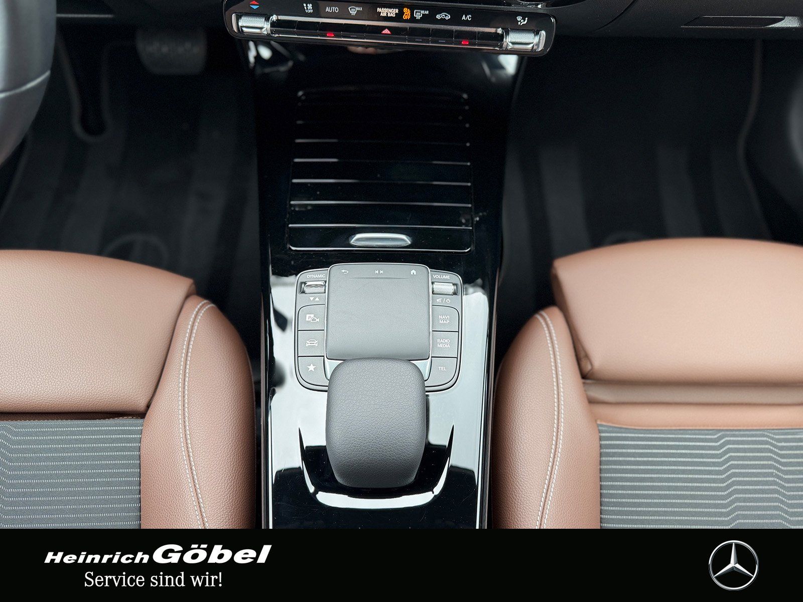 Fahrzeugabbildung Mercedes-Benz CLA 180 Progressive (EURO 6d)