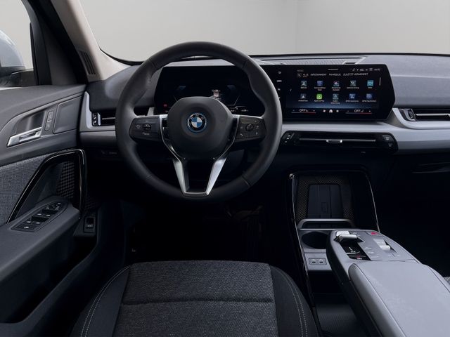 Foto Nummer 11: BMW iX2