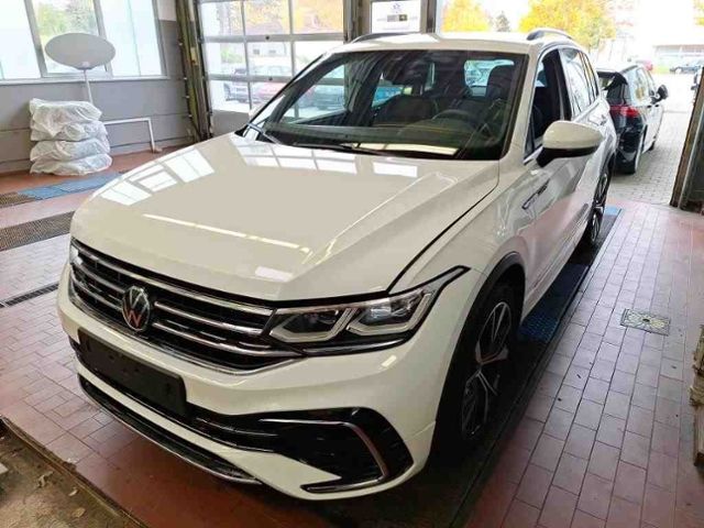 Tiguan 2.0 TDI DSG R-LINE AHK+IQ.LIGHT+360°+NAVI