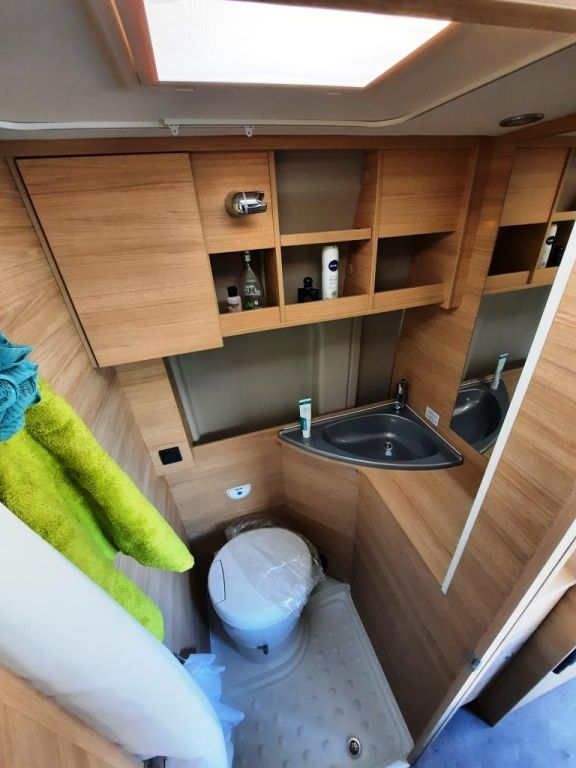 Fahrzeugabbildung Roadcar R 600 Tageszulassung 8.746 € sparen
