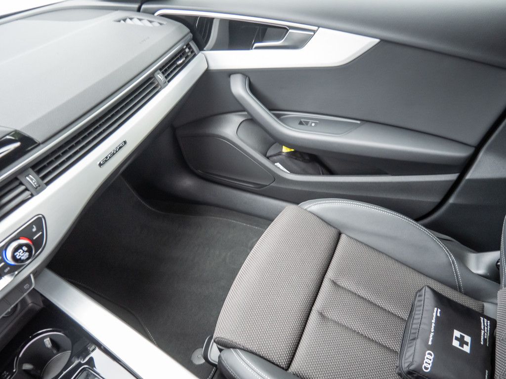 Audi A4 - Bild 15