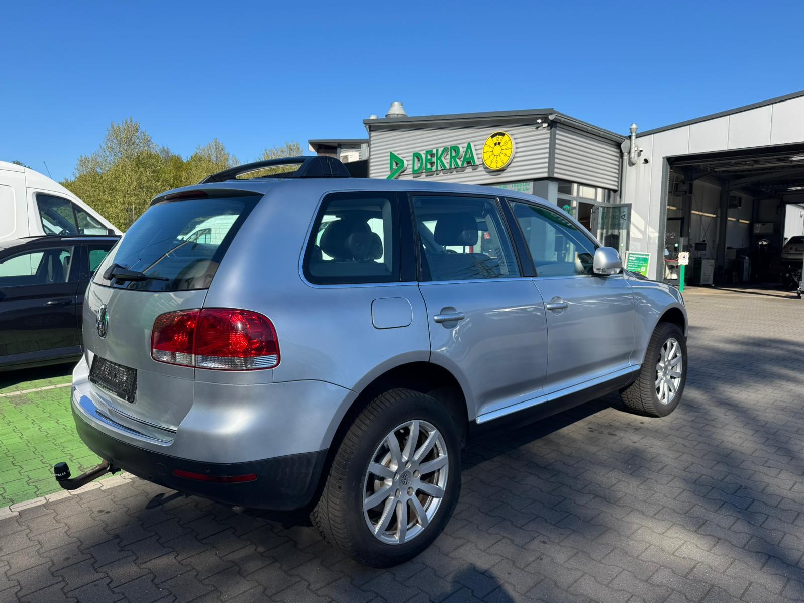 Volkswagen Touareg 2005 — photo 9