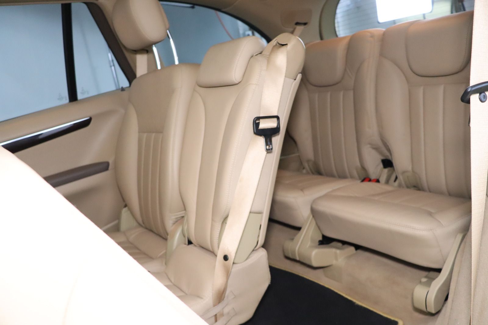 Fahrzeugabbildung Mercedes-Benz R 350 CDI 4MATIC lang * DIS * Pano * 7-Sitze