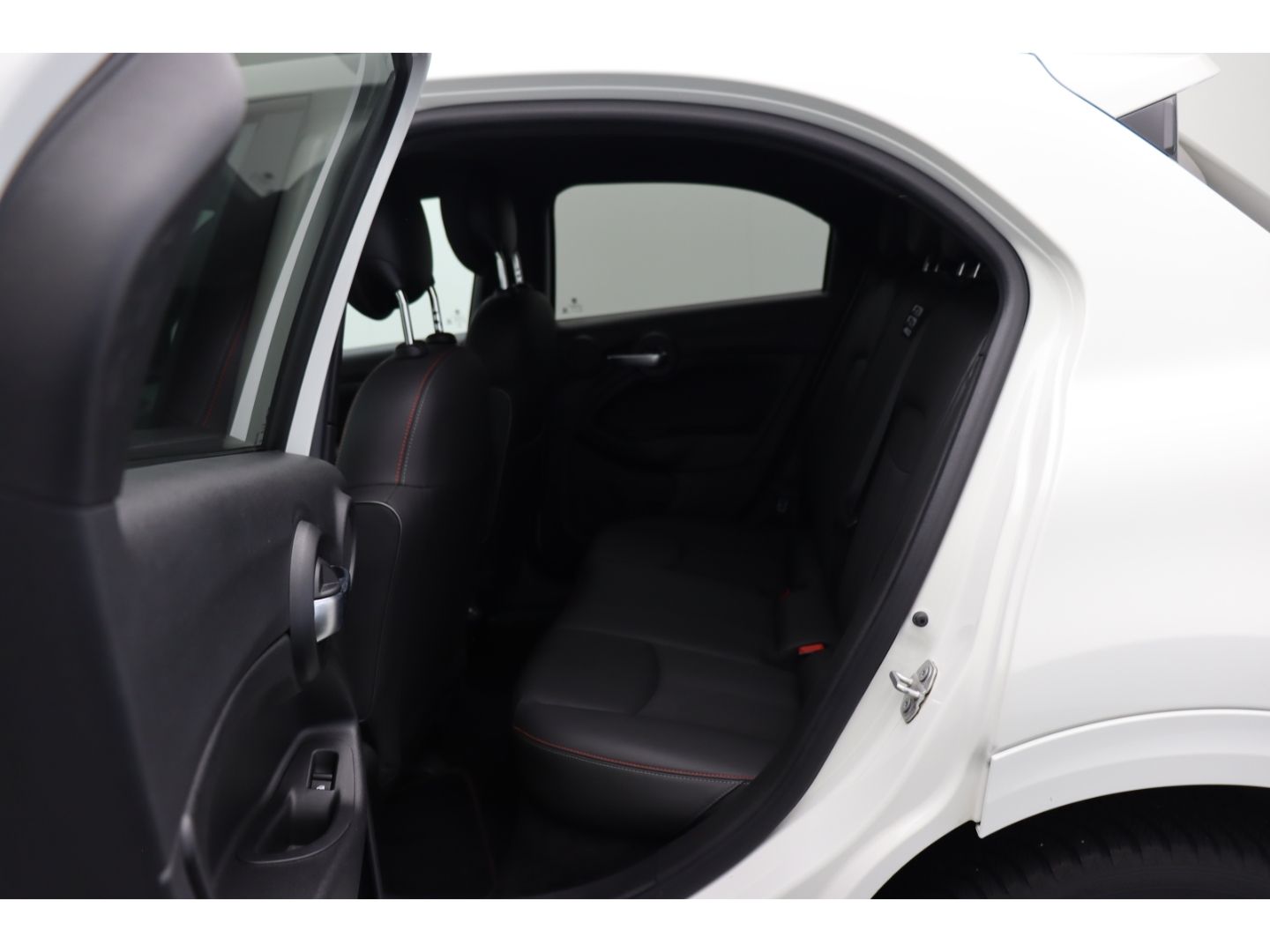 Fahrzeugabbildung Fiat 500X Sport Einparkhilfe ACC Kamera SHZ Totwinkel