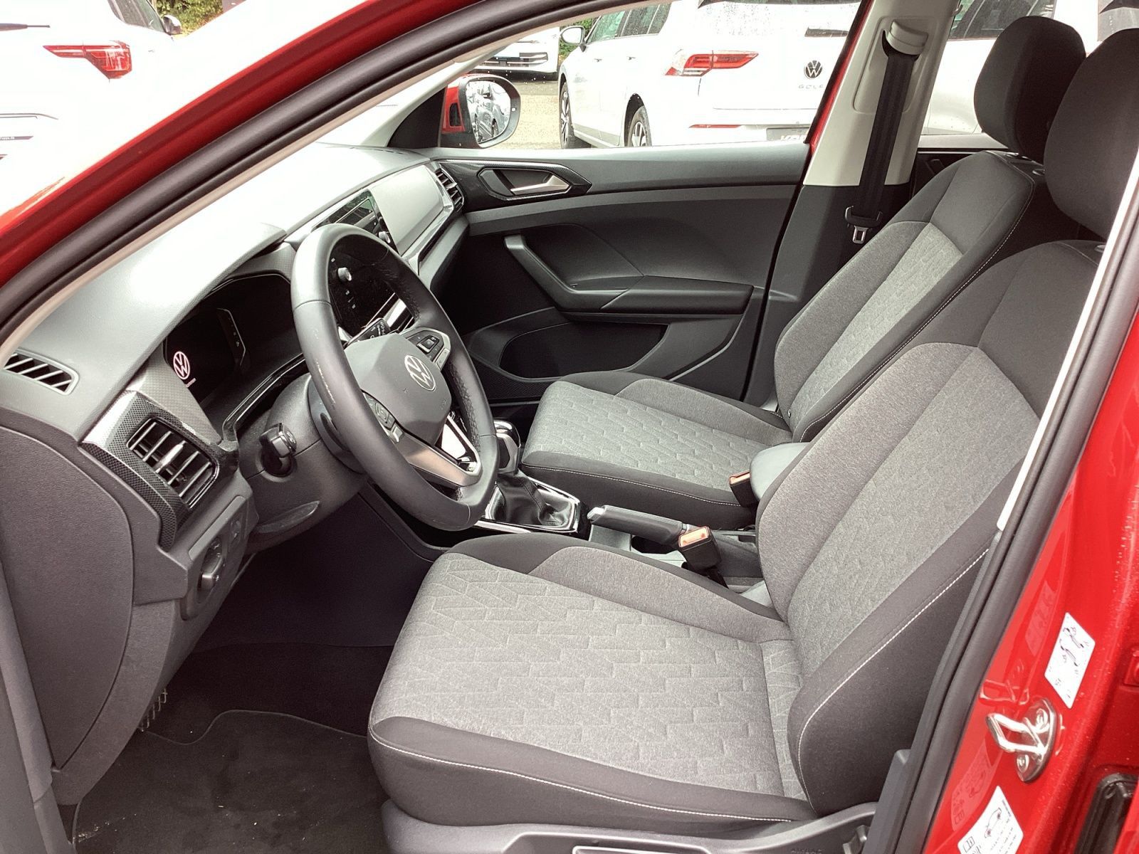 Volkswagen T-Cross - Bild 10