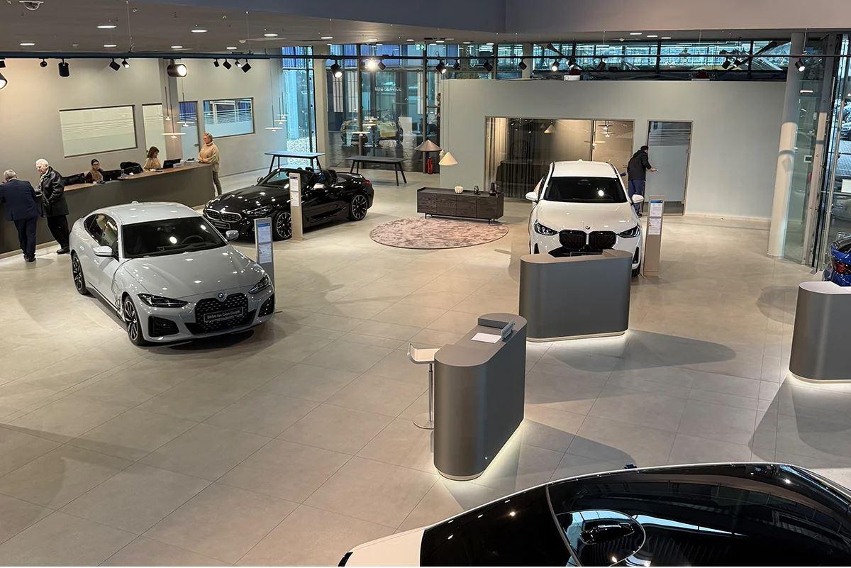 showroom-image-main