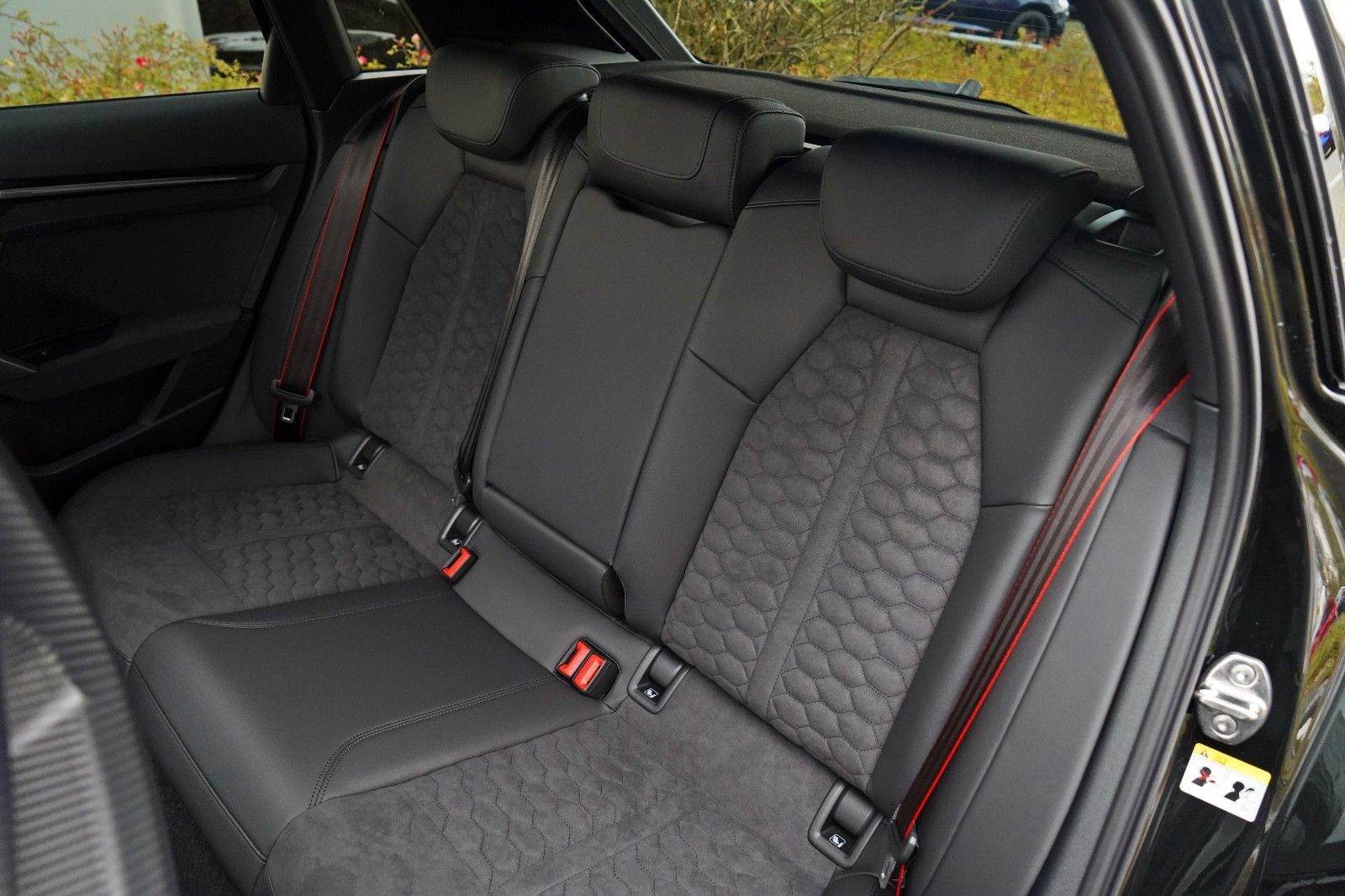 Audi RS3 SPORTBACK KERAMIK 290 SCHALE CARBON 360°HUD foto 16