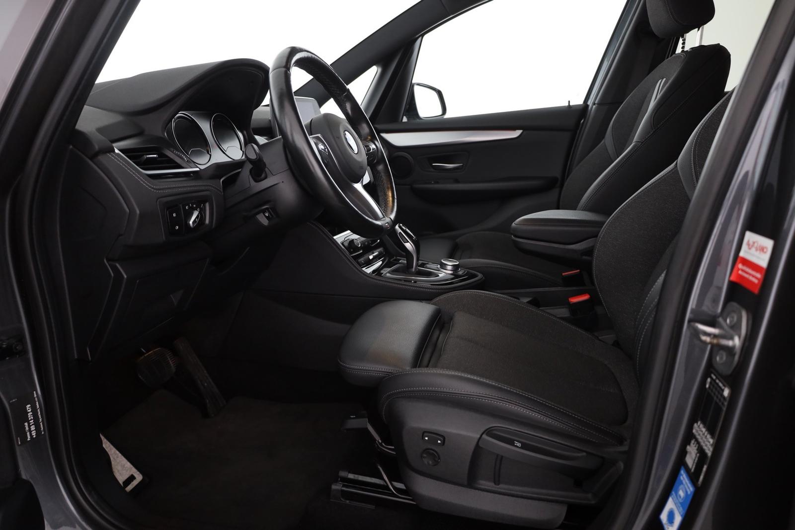BMW 218 iA Gran Tourer M Sport LED Navi Teilleder PDC, миниатюра 23