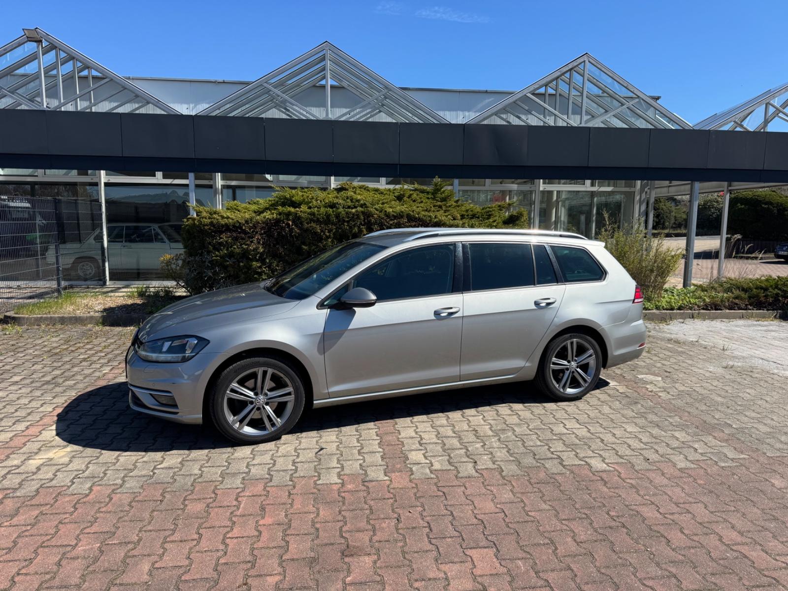 Volkswagen Golf VII 1.6 TDI Variant Comfortline BMT