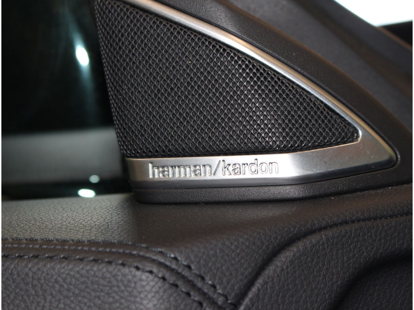 Fahrzeugabbildung Mercedes-Benz CLS 500 AMG Line 2.Hand*H&K*Bi Xenon*Airmatic