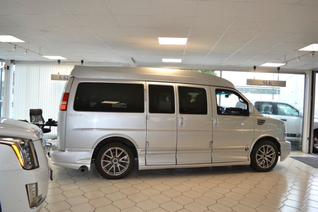 GMC Savana  5,3l Explorer Limited LPG  4X4