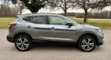 Nissan Qashqai 1.3 DIG-T N-Connecta Pano 360CAM - Nissan Qashqai mit Benzin-Antrieb: Limousine
