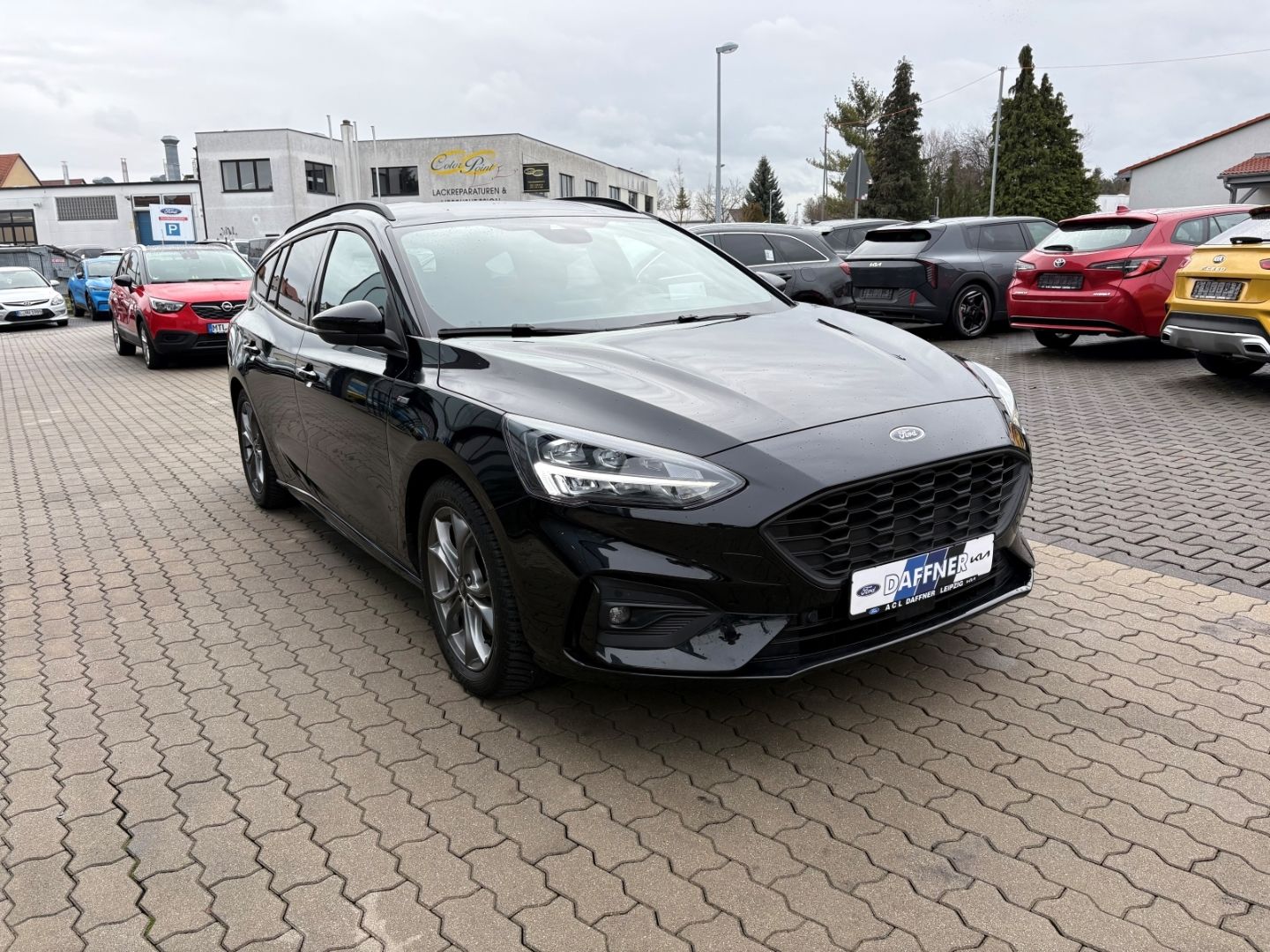 Fahrzeugabbildung Ford Focus Turnier ST-Line SpurhalteASS LED Kamera