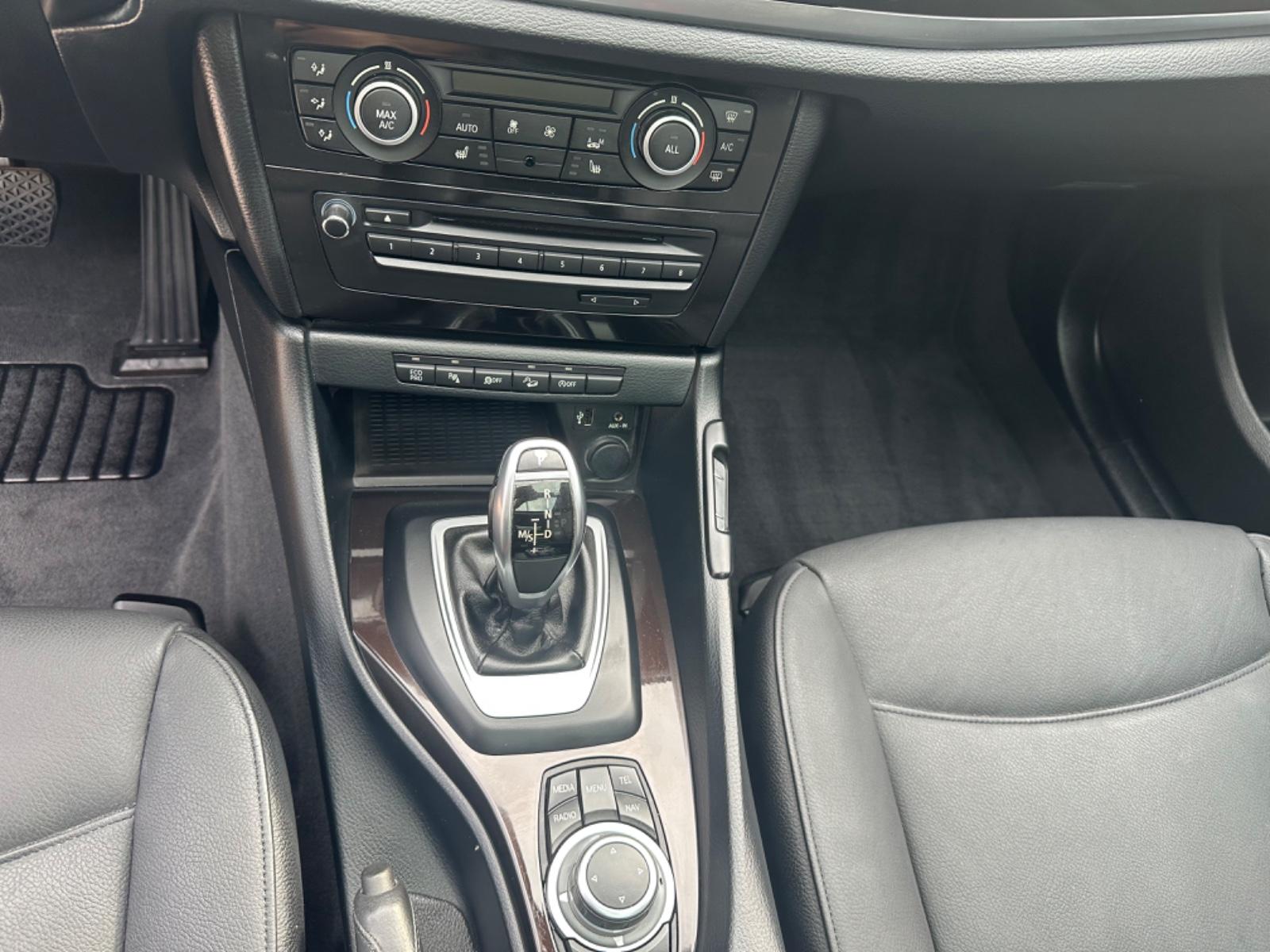 BMW X1 - 20D XDRIVE - 184 CV- TOIT OUVRANT - PANORAMIQUE - BVA - HISTORIQUE D'ENTRETIEN COMPLET