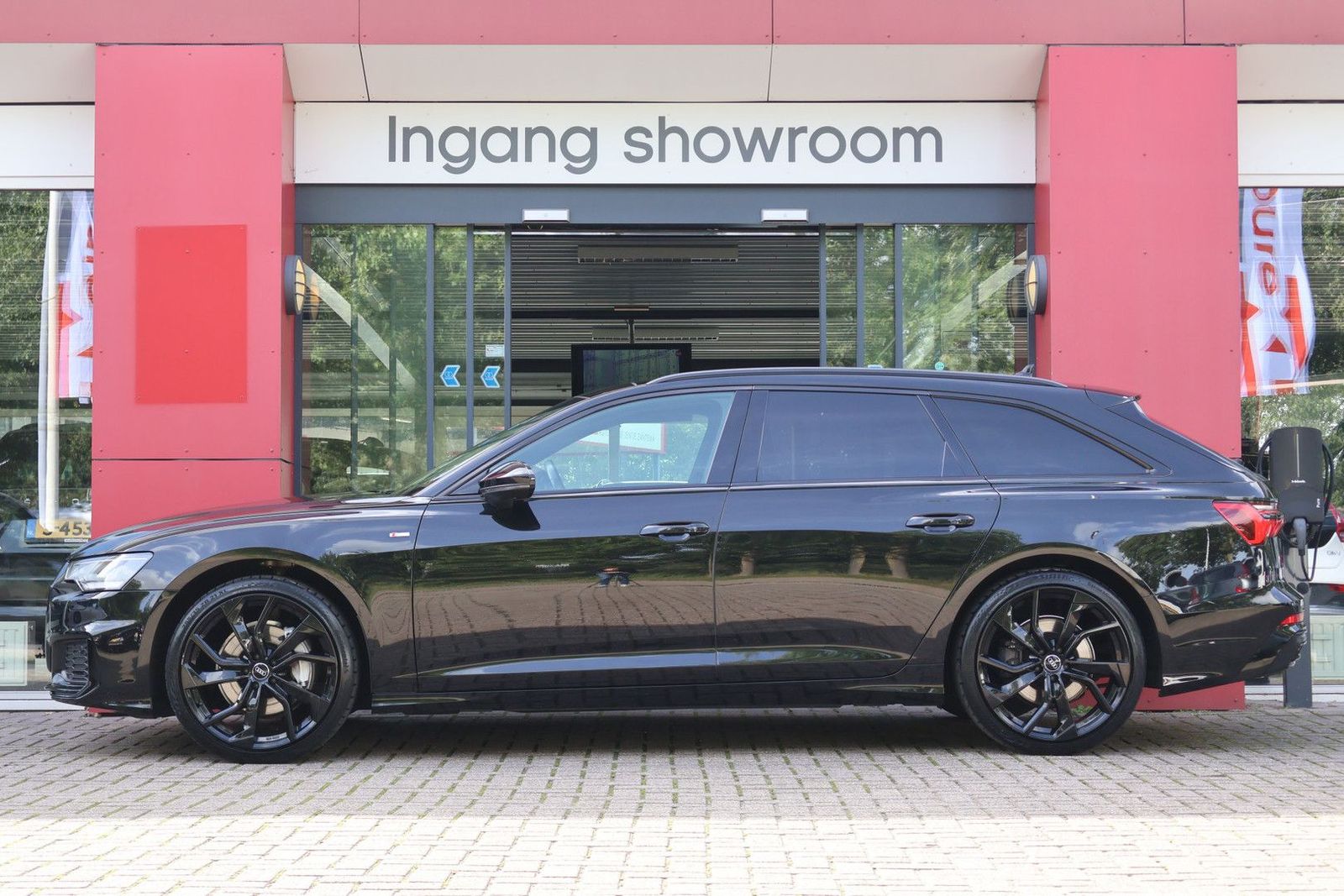 Audi A6 Avant 45 TFSI Pro Line | Black Optic | S-Line imagem 2