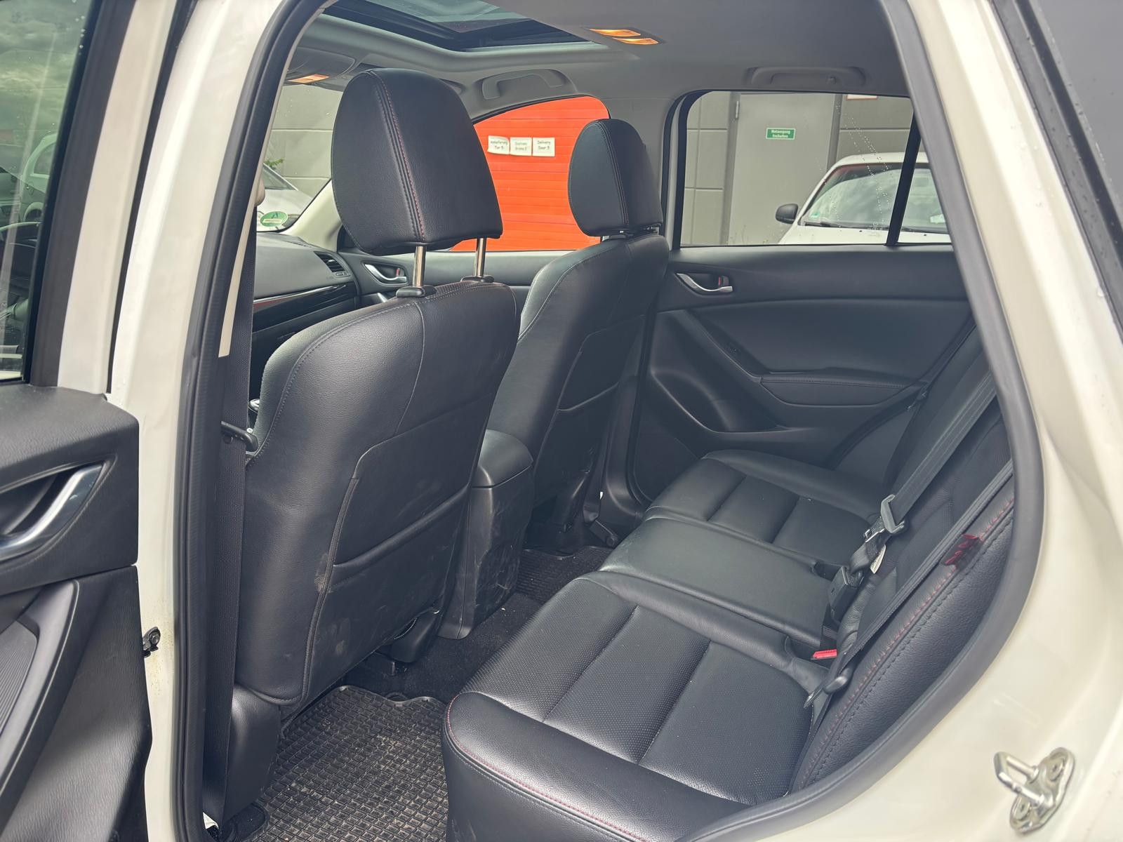 Fahrzeugabbildung Mazda CX-5 Sports-Line AWD-NAV-XEN-LEDER-AHK-GSD-BOSE-