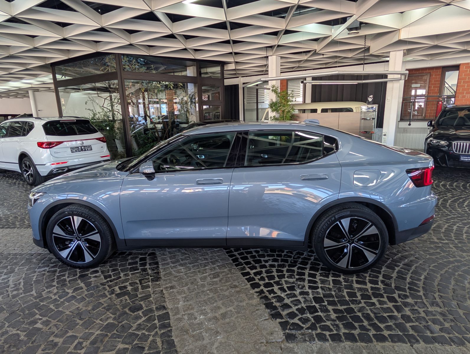 Fahrzeugabbildung Polestar 2 78 KWh Long Range Pilot LED 360° MEMO SoH 94%