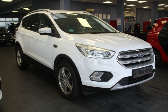 Ford Kuga 1.5 EcoBoost 2x4 ST-Line