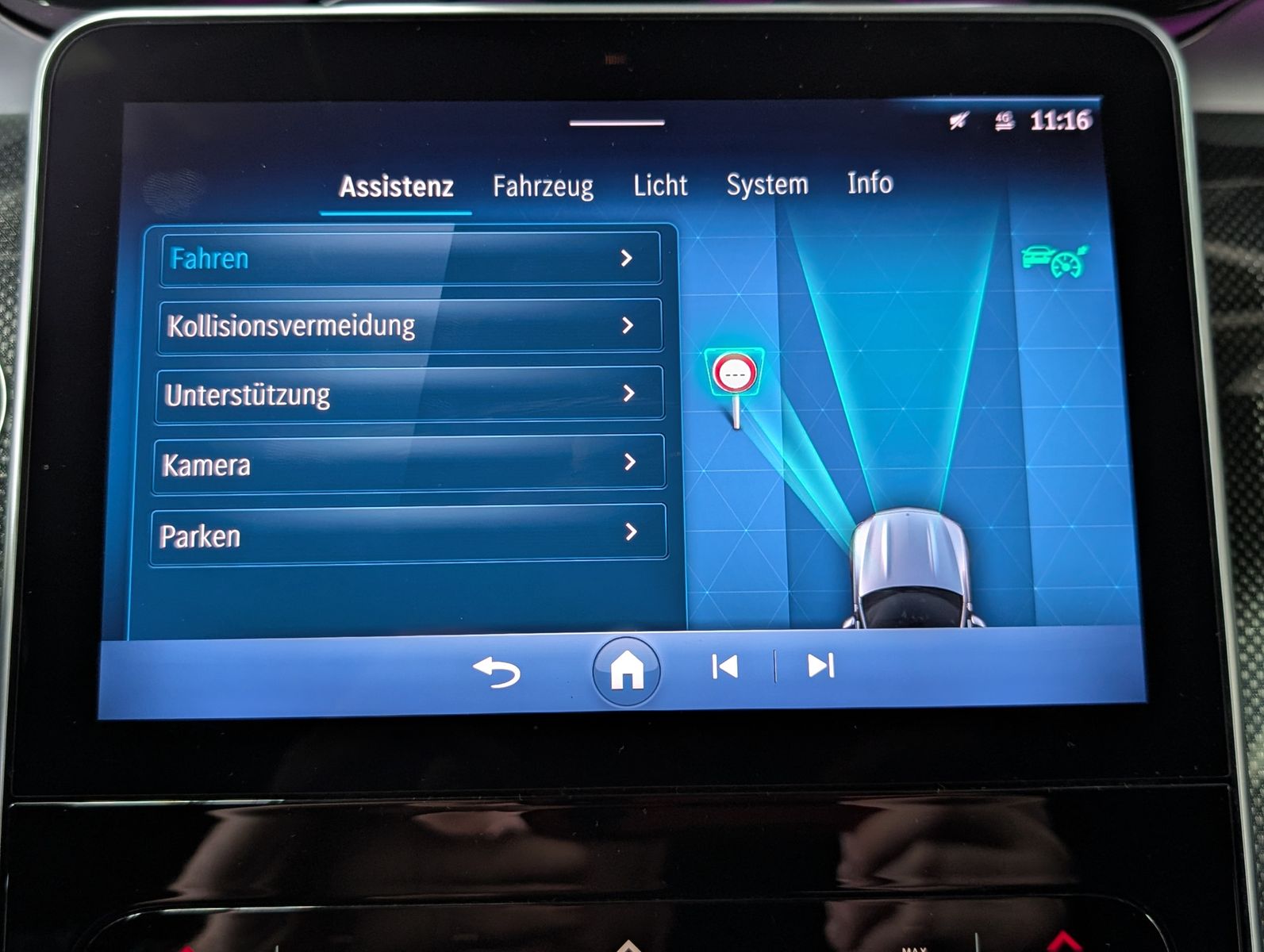 Fahrzeugabbildung Mercedes-Benz C 220 d AMG Night DIG. LIGHT MEMO IHC+ LEDER KAM