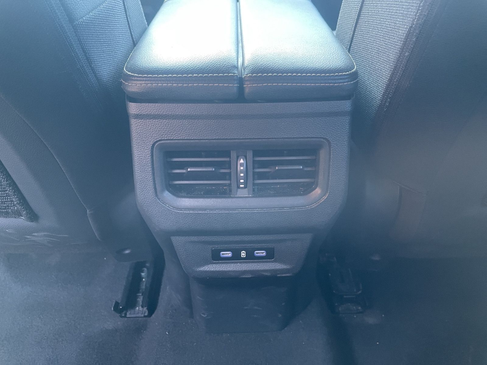 Fahrzeugabbildung Renault Espace VI Techno E-Tech Hybrid*7Sitzer*Navi*