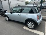 MINI Mini 1.6 top Zustand mit neuen Tuch - MINI Cooper aus 2001