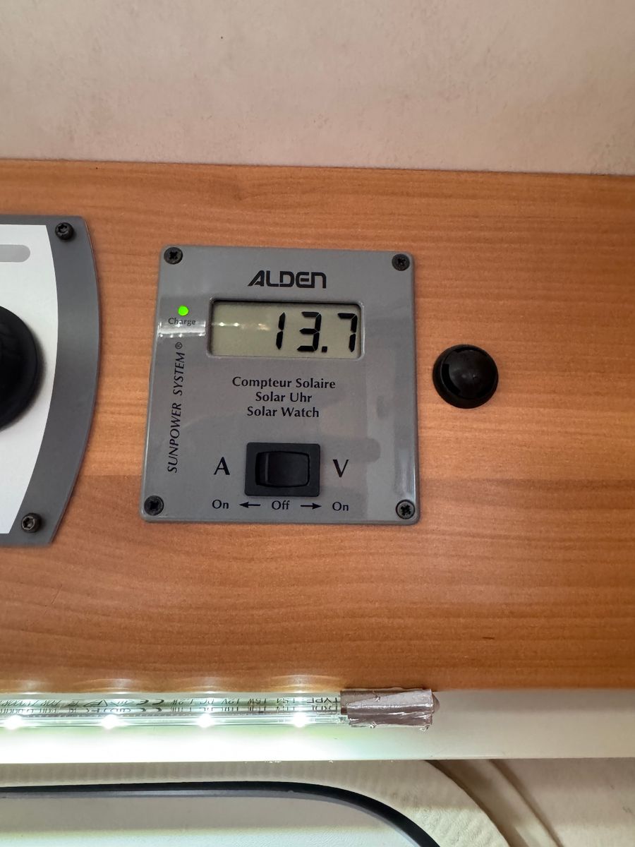 Fahrzeugabbildung HYMER / ERIBA / HYMERCAR Van 512 SILVERLINE FORD TRANSIT SOLAR TV KAMERA