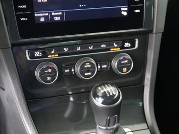 Volkswagen Golf Variant 1.5TSI ACC NAVI ERGO KAMERA AHK
