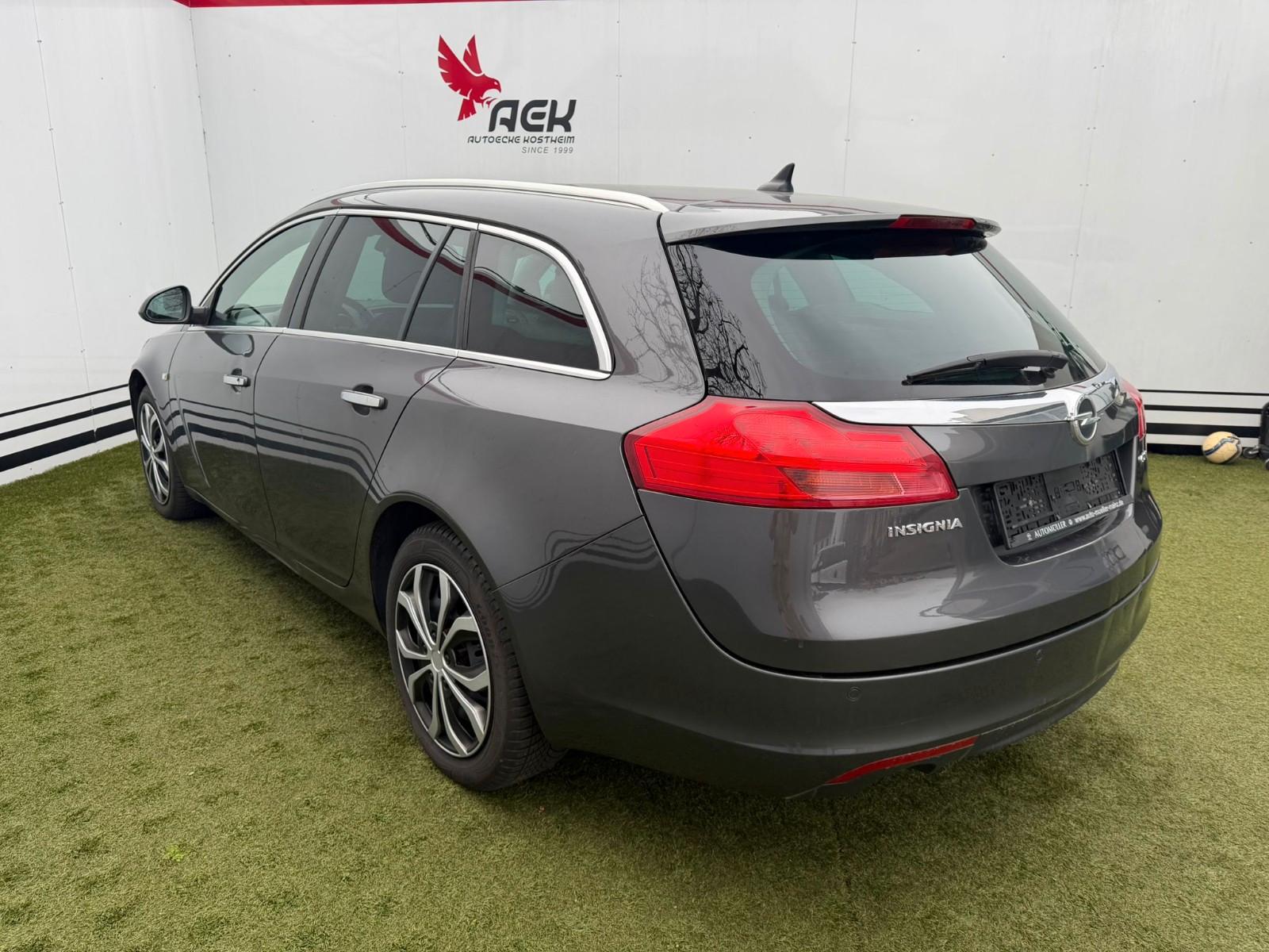 Opel Insignia SportsTourer Innovation S-Heft / 2.HD!