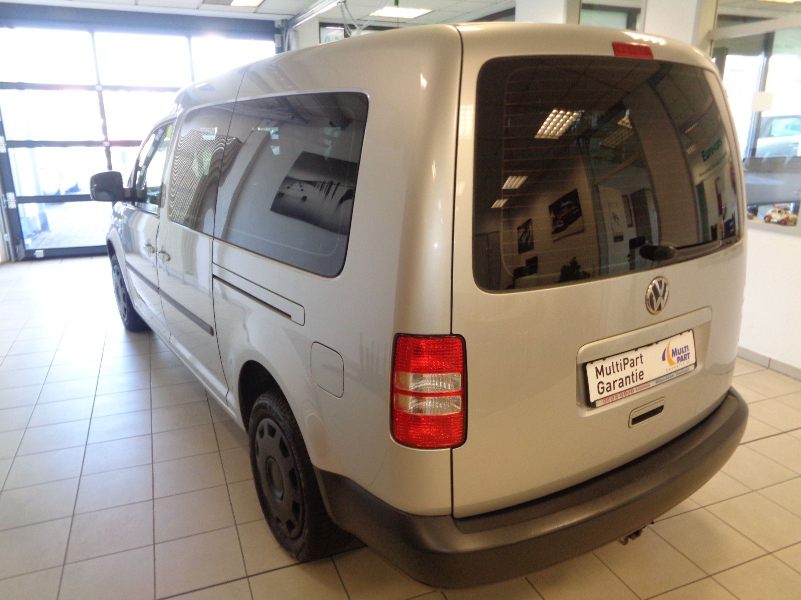 Fahrzeugabbildung Volkswagen Caddy Maxi / KLIMA / 7 SITZE / TÜV 06.2026