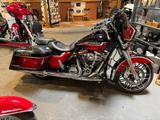 Harley-Davidson Street Glide CVO - HARLEY-DAVIDSON CVO