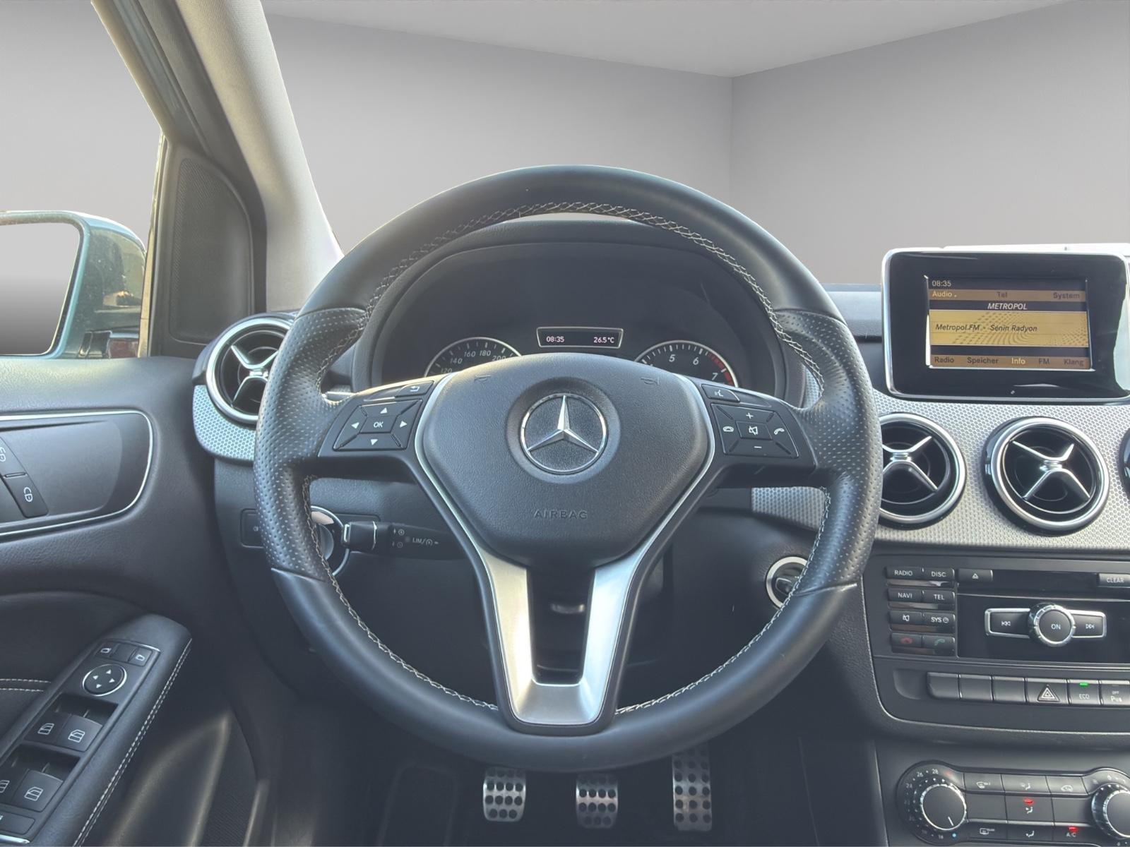 Mercedes-Benz B 180 Edition 1 Leder 1.Hand
