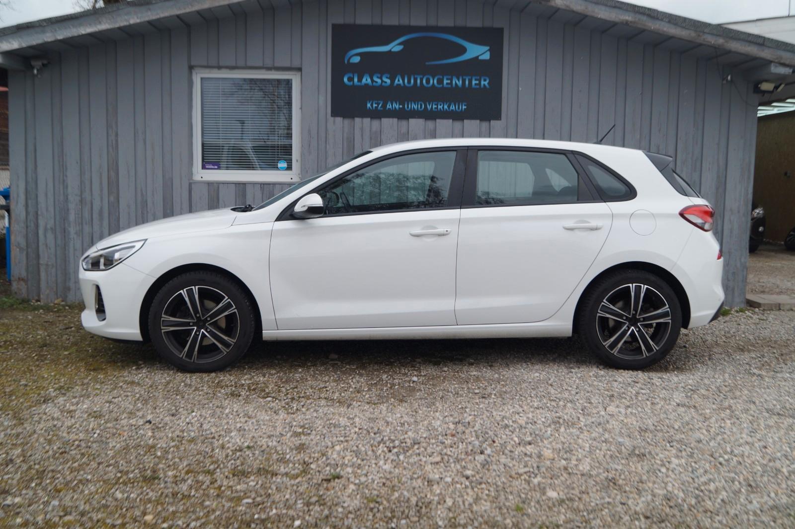 Hyundai i30 Select|1. Hand|Klima|DAB|PDC|
