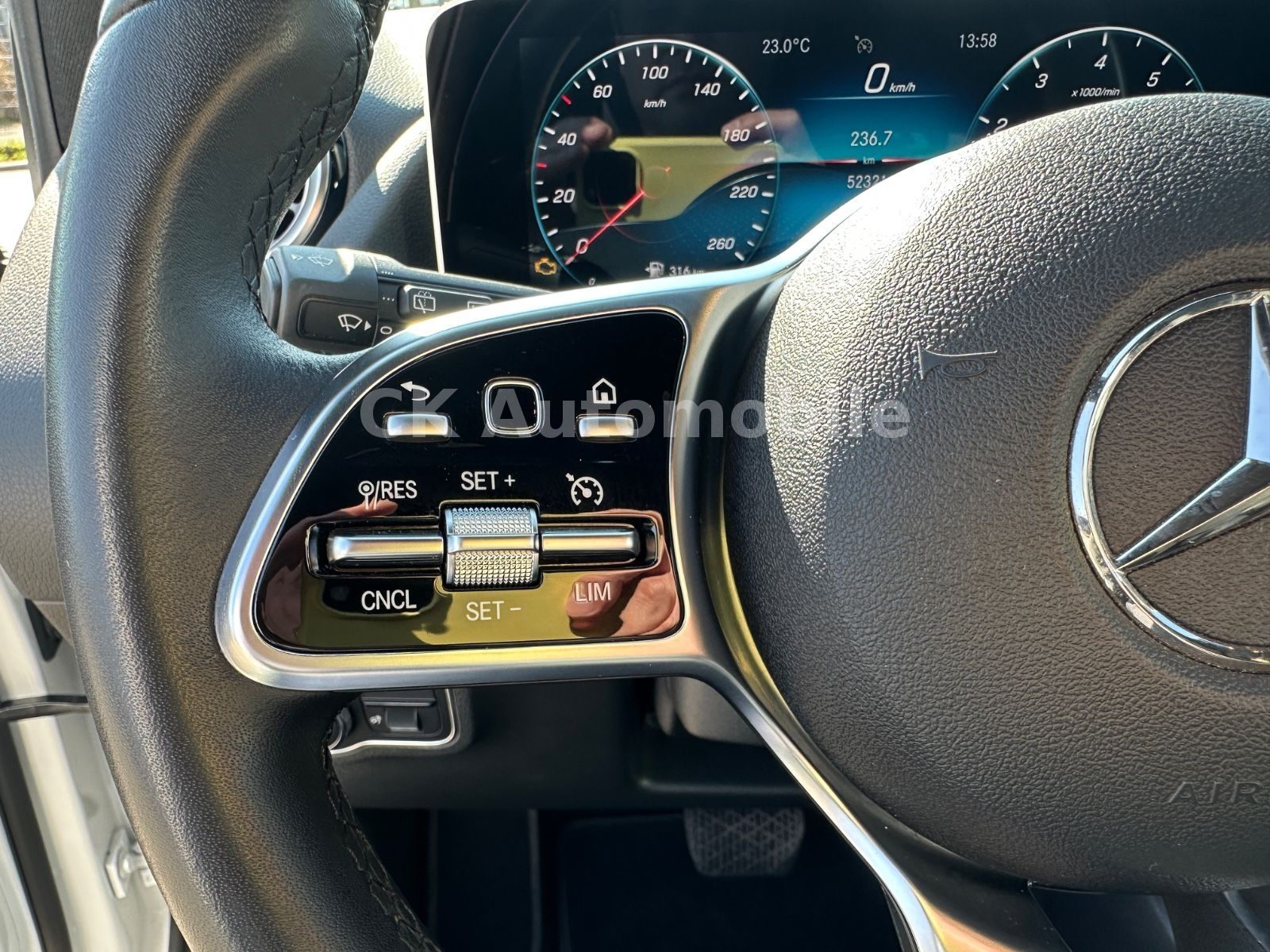 Fahrzeugabbildung Mercedes-Benz B 220 Progressive/Automatik/Navi/LED/Kamera