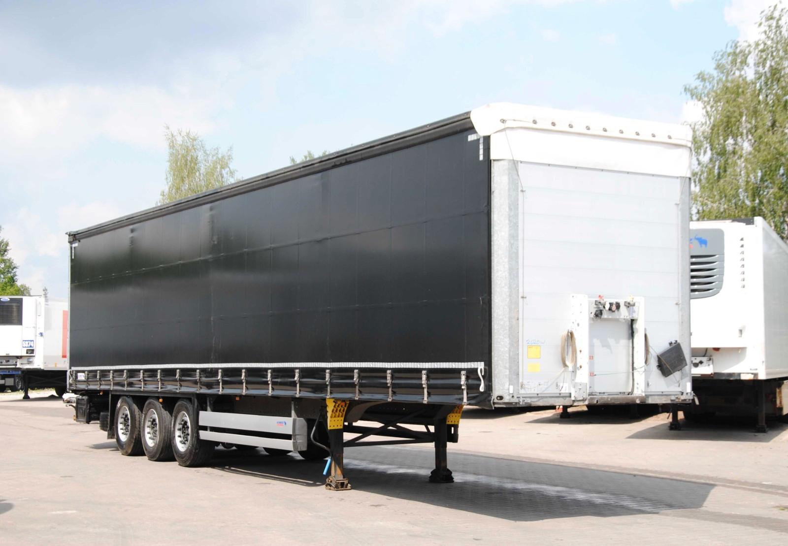 Schmitz Cargobull Lifting axle, new tarpaulin, reinforced roof