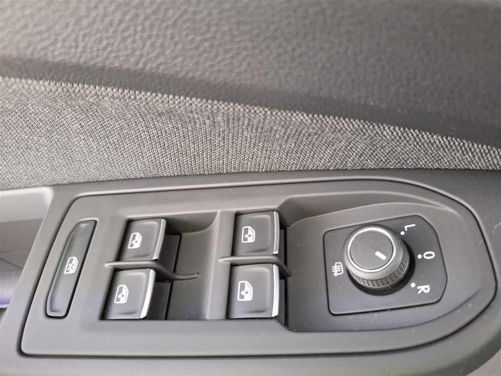 Volkswagen Golf Variant Life 1.0 TSI Winterpaket Standhz
